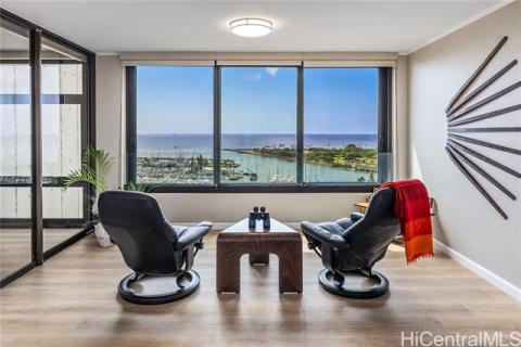 Yacht Harbor Towers(unit#2112)